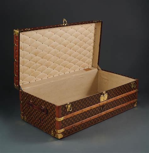 louis vuitton chest box|original Louis Vuitton trunk.